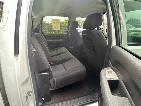 Used 2014 GMC Sierra 2500 SLE w/ SLE Preferred Package AWD/4WD image 26