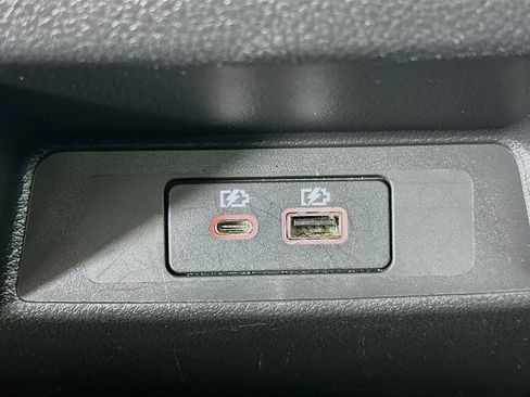 Used 2024 Nissan Altima 2.5 SV image 32