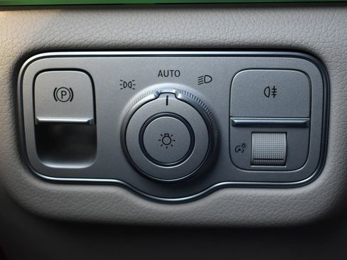 Used 2025 Mercedes-Benz GLS 450 4MATIC image 20