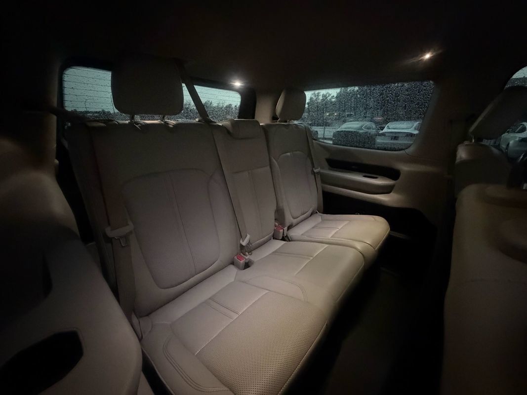 Used 2022 Jeep Wagoneer Series II AWD/4WD image 30