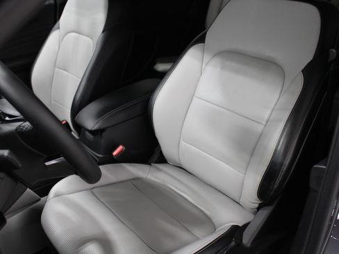 Used 2023 Ford Escape Platinum AWD/4WD image 14