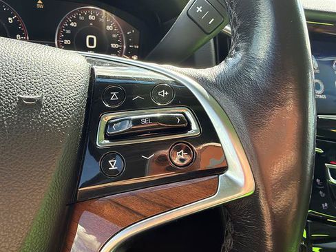 Used 2015 Cadillac Escalade ESV Luxury AWD/4WD image 35