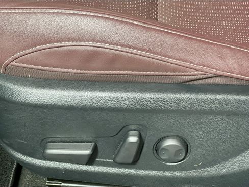 Used 2022 Kia Seltos SX w/ Sunroof Package image 15