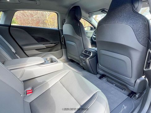 Used 2025 Lucid Air Grand Touring image 24