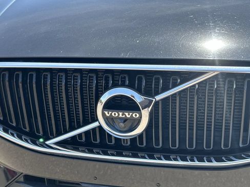 Used 2020 Volvo XC60 T5 Momentum w/ Protection Package Premier FWD image 32