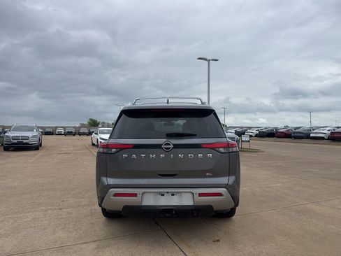 Certified 2022 Nissan Pathfinder SL w/ SL Premium Package image 18