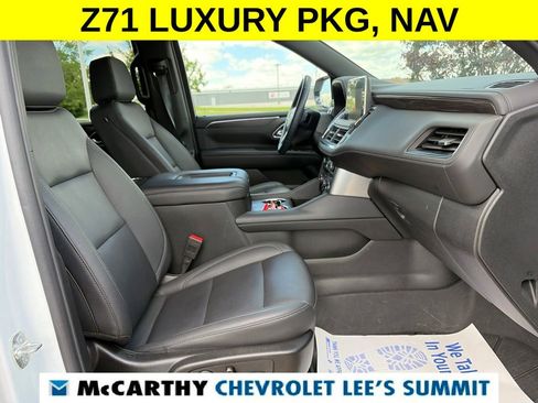 Used 2024 Chevrolet Tahoe Z71 w/ Luxury Package AWD/4WD image 30