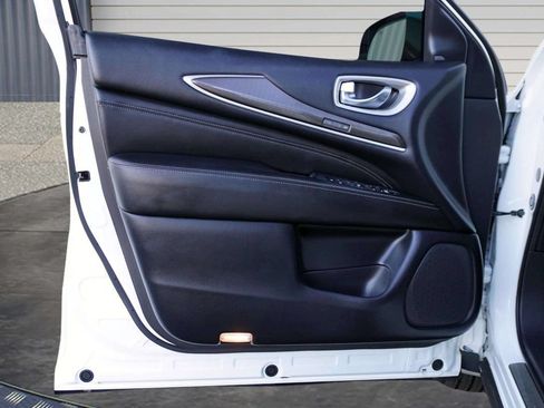 Used 2020 INFINITI QX60 Signature Edition FWD image 17