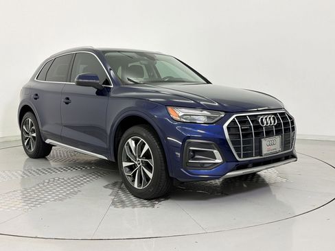 Used 2021 Audi Q5 2.0T Premium Plus w/ Premium Plus Package AWD/4WD image 7