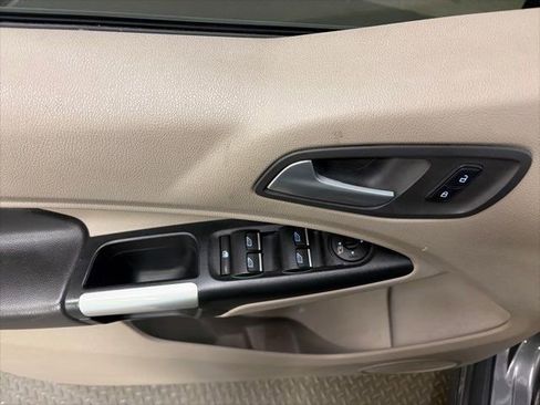 Used 2017 Ford Transit Connect XLT image 15