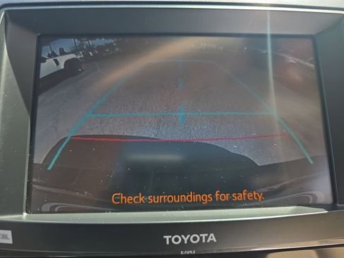 Used 2013 Toyota Sequoia Limited AWD/4WD image 35