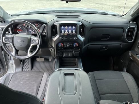 Used 2021 Chevrolet Silverado 1500 LT Trail Boss w/ Convenience Package II image 21