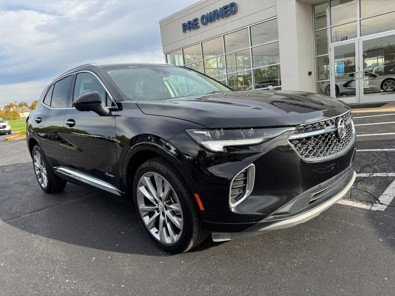 Used 2023 Buick Envision Avenir FWD image 2