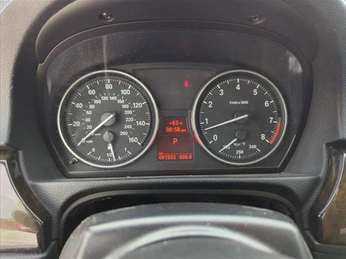 Used 2010 BMW 328i Convertible image 15