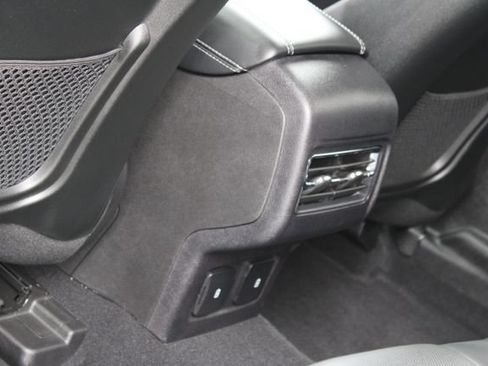 Used 2023 Lincoln Corsair Reserve FWD image 36