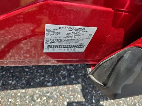 Used 2020 Ford Edge Titanium FWD image 34