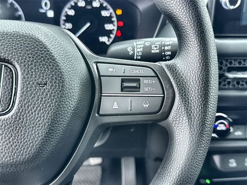 New 2027 Honda HR-V LX image 16