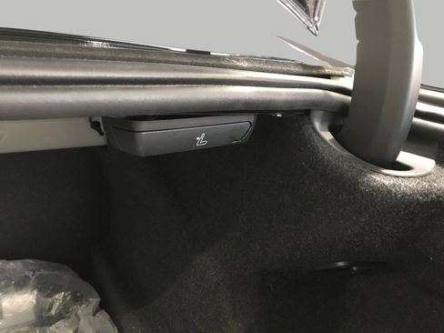 Used 2019 BMW M550i xDrive w/ Premium Package 2 image 16