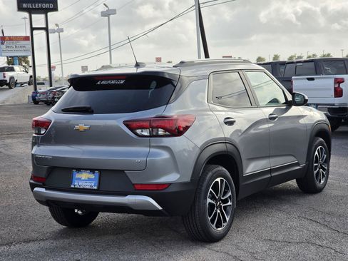 New 2026 Chevrolet TrailBlazer LT FWD image 5
