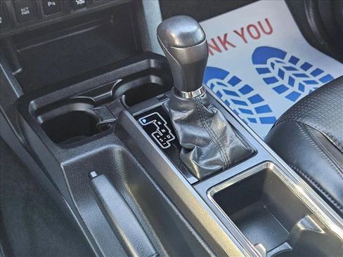 Used 2019 Toyota Tacoma TRD Sport image 13