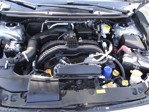 Used 2019 Subaru Impreza 2.0i image 8