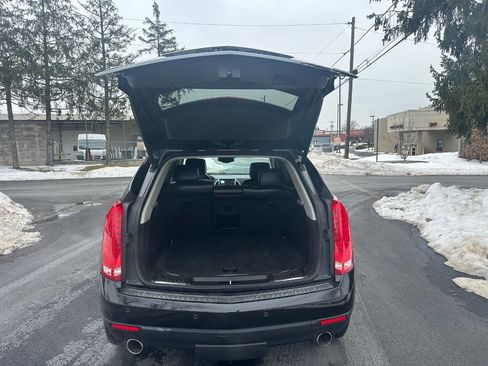 Used 2016 Cadillac SRX Luxury w/ Driver Awareness Package image 5