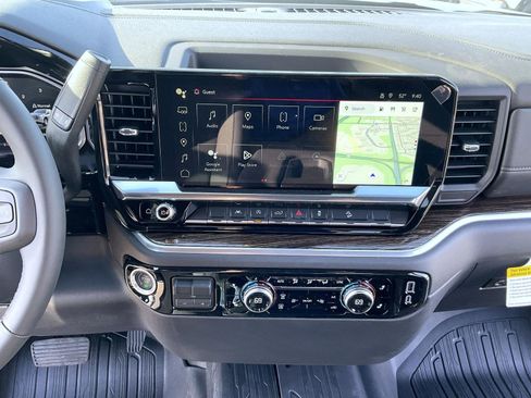 New 2026 GMC Sierra 1500 Elevation w/ LPO, Elevation Black Package AWD/4WD image 14