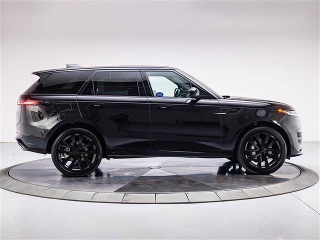 New 2026 Land Rover Range Rover Sport Dynamic SE AWD/4WD image 6