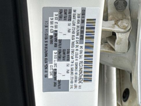 Used 2024 MAZDA MAZDA3 s image 30