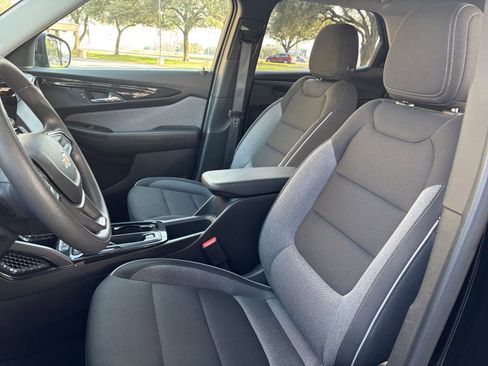 Used 2025 Chevrolet TrailBlazer LT w/ Driver Confidence Package image 30