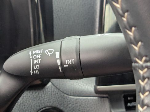 Used 2025 Toyota Camry SE FWD image 28