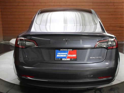 Used 2022 Tesla Model 3 Long Range image 6