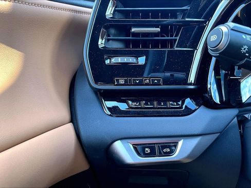 Used 2025 Lexus RX 350 Premium Plus w/ Accessory Package (Z1) FWD image 36