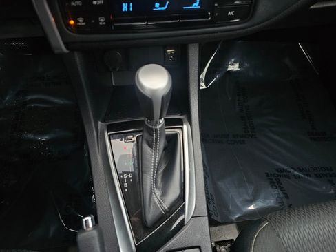 Used 2017 Toyota Corolla LE w/ Carpet Mat Package (TMS) image 13