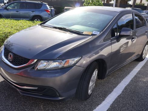 Used 2014 Honda Civic LX image 2