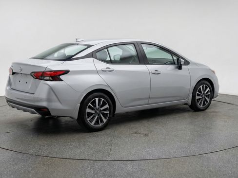 Used 2025 Nissan Versa SV FWD image 9