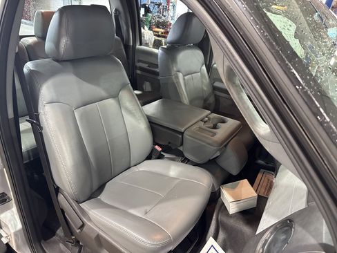 Used 2011 Ford F350 XL w/ Skid Plate Pkg image 26