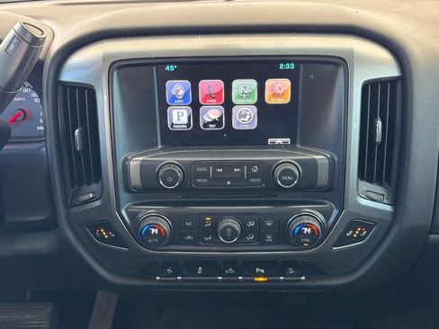 Used 2015 Chevrolet Silverado 2500 LT w/ LT Convenience Package image 30