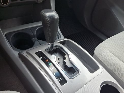 Used 2011 Toyota Tacoma 4x4 Double Cab w/ SR5 Pkg #2 image 16