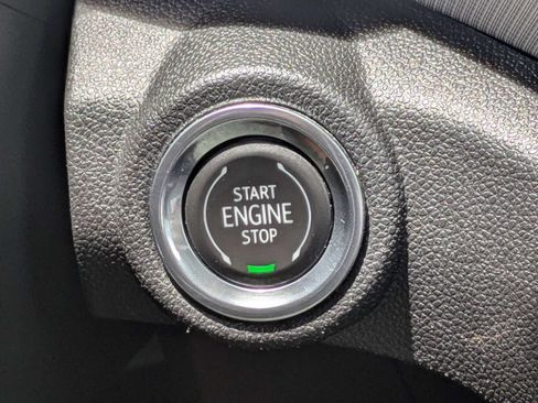 Used 2021 Chevrolet TrailBlazer LT AWD/4WD image 28