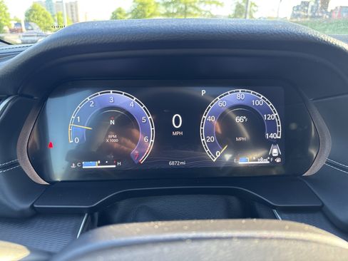 Certified 2025 Jeep Grand Cherokee Altitude image 25