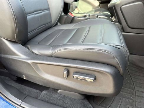Used 2021 Honda CR-V Touring image 13