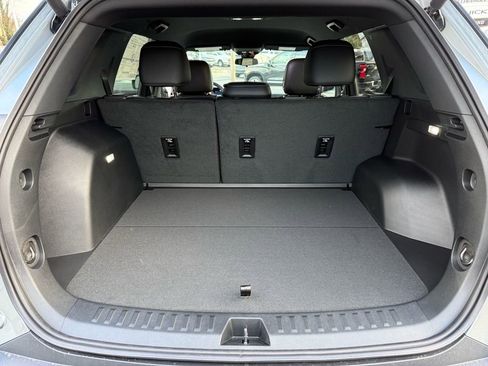 New 2026 Chevrolet Equinox LT image 7