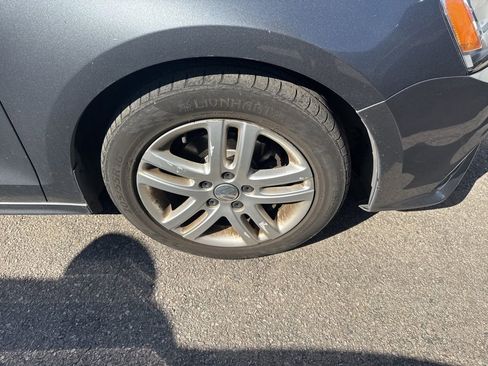 Used 2015 Volkswagen Jetta S w/ Welcome Package image 3