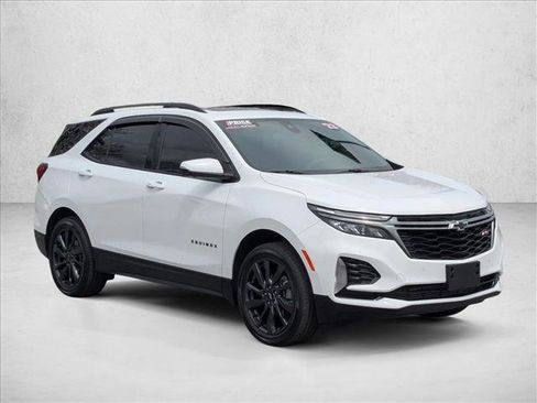 Certified 2023 Chevrolet Equinox RS w/ RS Leather Package image 3