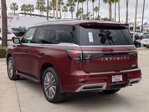 New 2025 INFINITI QX80 Luxe w/ Exterior Package RWD image 9