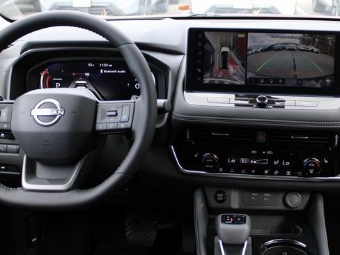 New 2026 Nissan Rogue Platinum w/ Platinum Premium Package image 4