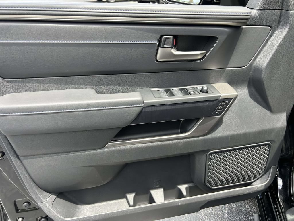 New 2026 Toyota Tundra Platinum w/ TRD Off-Road Package AWD/4WD image 19