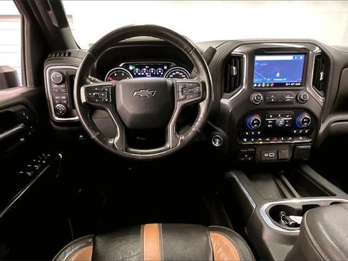 Used 2022 Chevrolet Silverado 2500 LTZ w/ Carhartt Edition image 5