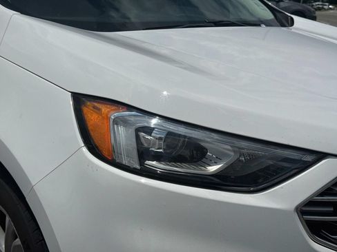 Used 2019 Ford Edge SEL w/ Equipment Group 201A AWD/4WD image 11